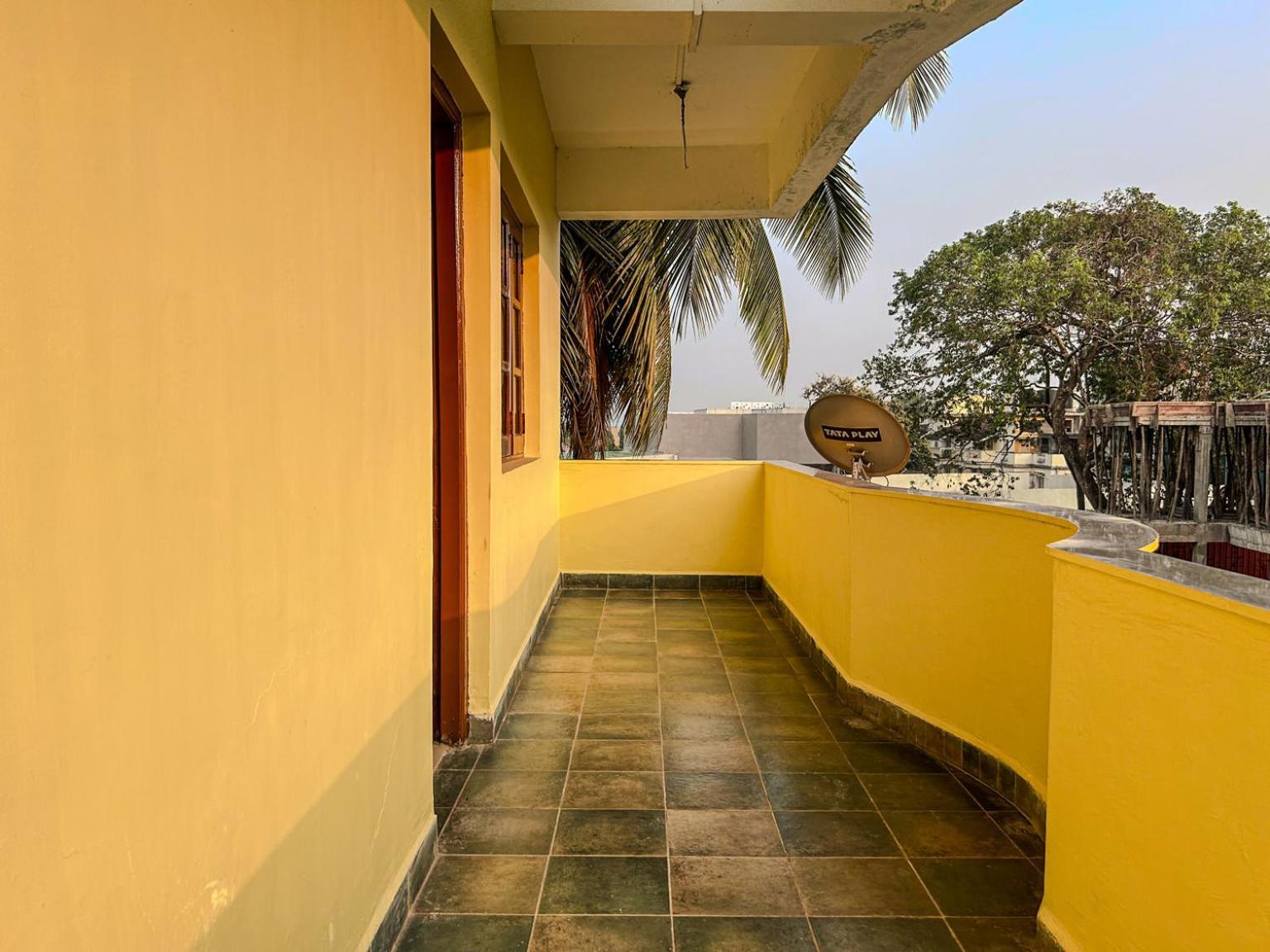 מלון אנג'ונה La Costa Residency מראה חיצוני תמונה