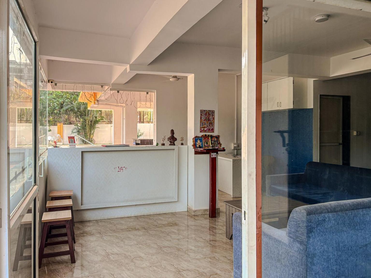 מלון אנג'ונה La Costa Residency מראה חיצוני תמונה