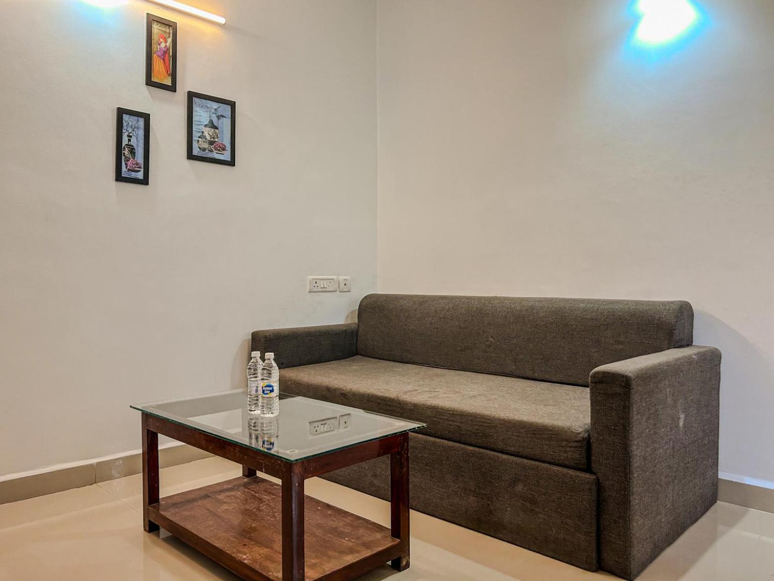 מלון אנג'ונה La Costa Residency מראה חיצוני תמונה